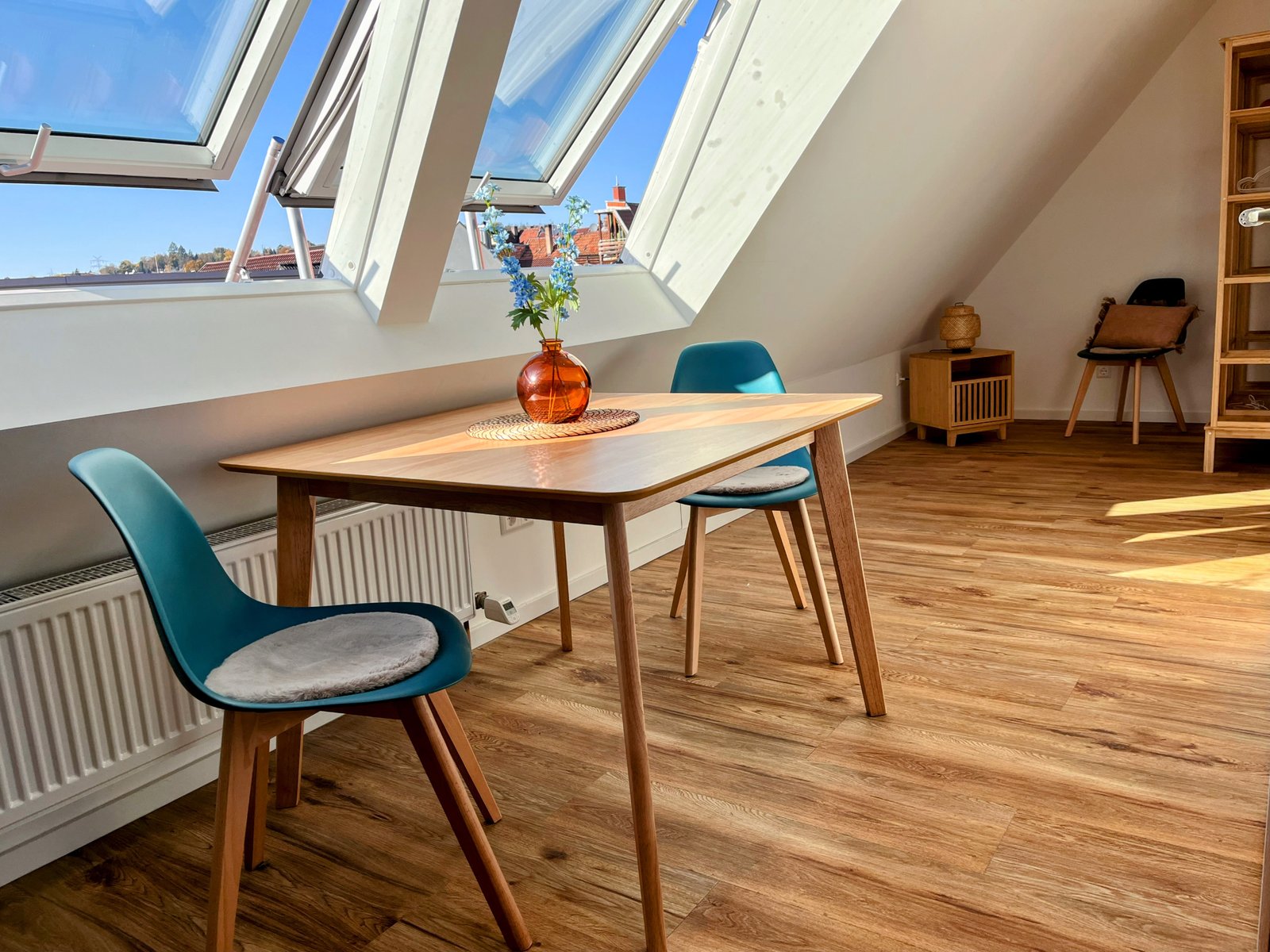 1-Zimmer Diamant Esstisch 1